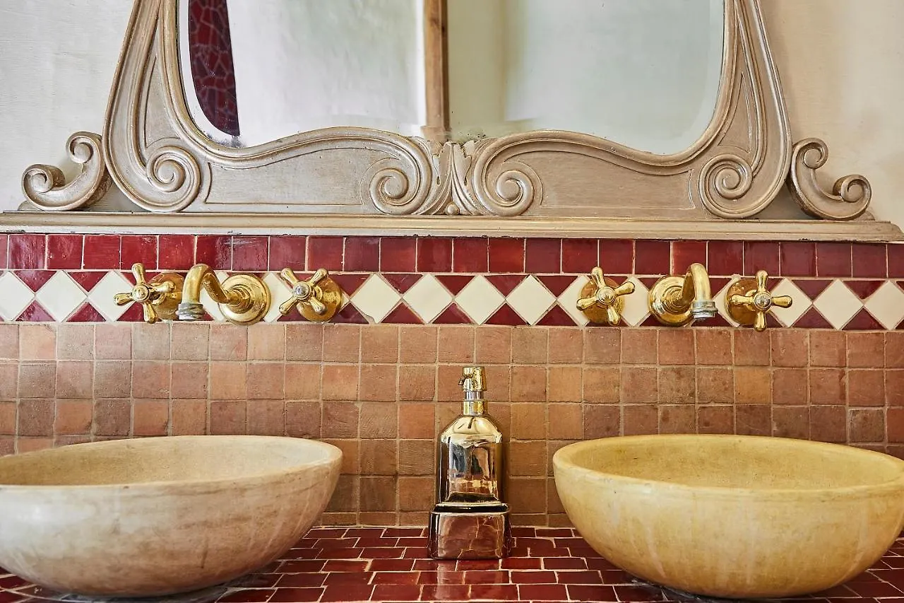 Manor House At Masia Nur Sitges, Adults Only Canyelles